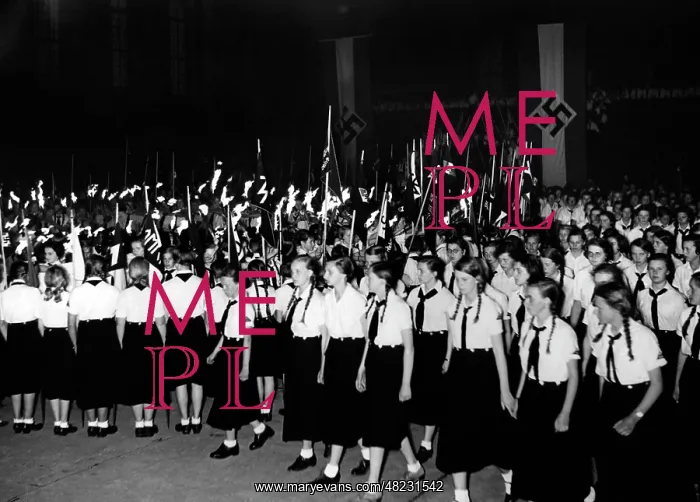 : Commitment of BDM leaders at the Pergamon Museum, 1936 : Commitment of BDM leaders at the Pergamon Museum, 1936