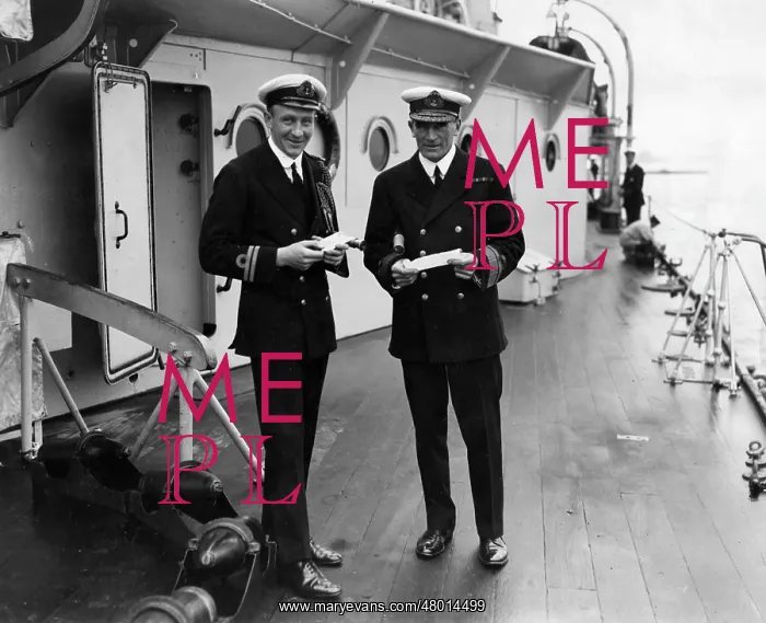 : Commodore Tyrwhitt and Flag Lieutenant Floyer, WW1 : Commodore Tyrwhitt and Flag Lieutenant Floyer, WW1