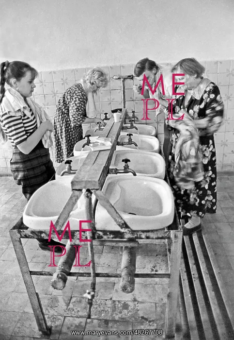 : A communal flat, 1989 : A communal flat, 1989