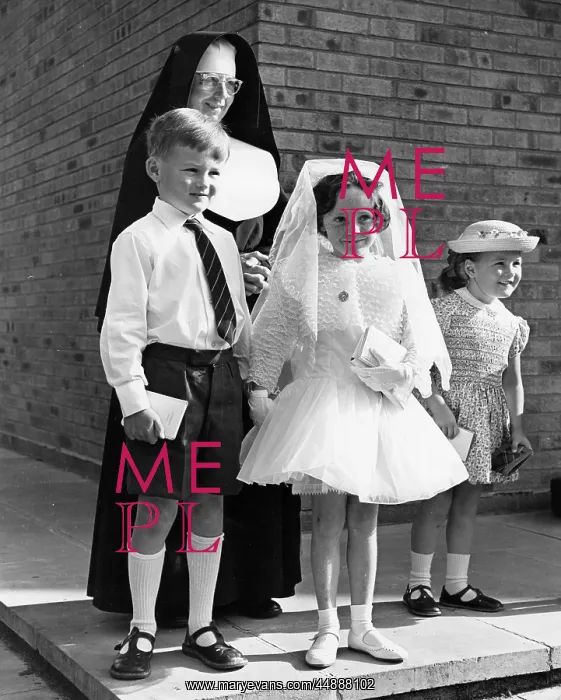 : COMMUNION OUTFITS 1960S : COMMUNION OUTFITS 1960S