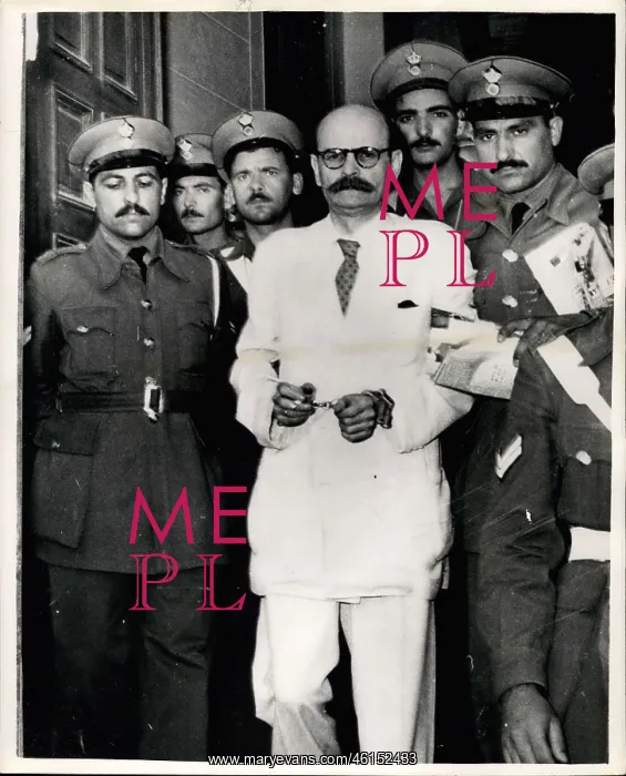: Communism - Socialism : Communism - Socialism