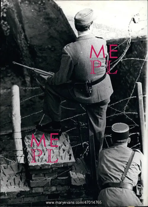 : Communism - Socialism : Communism - Socialism