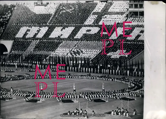: Communism - Socialism : Communism - Socialism