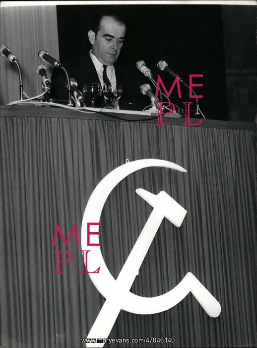 : Communism - Socialism : Communism - Socialism