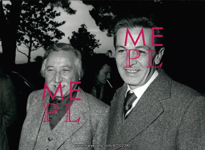 : Communism - Socialism : Communism - Socialism