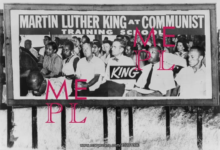 : Communist accusation. Billboard of a 1950's ? : Communist accusation. Billboard of a 1950's ?
