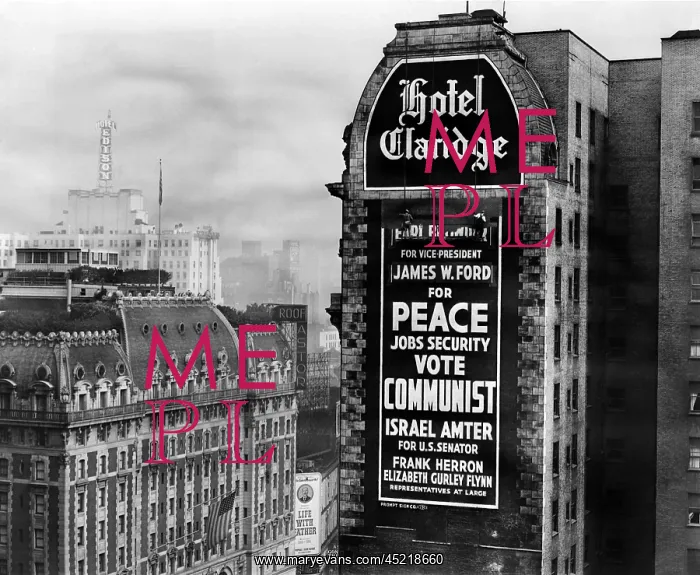 : US Communist election campaign sign on the ? : US Communist election campaign sign on the ?