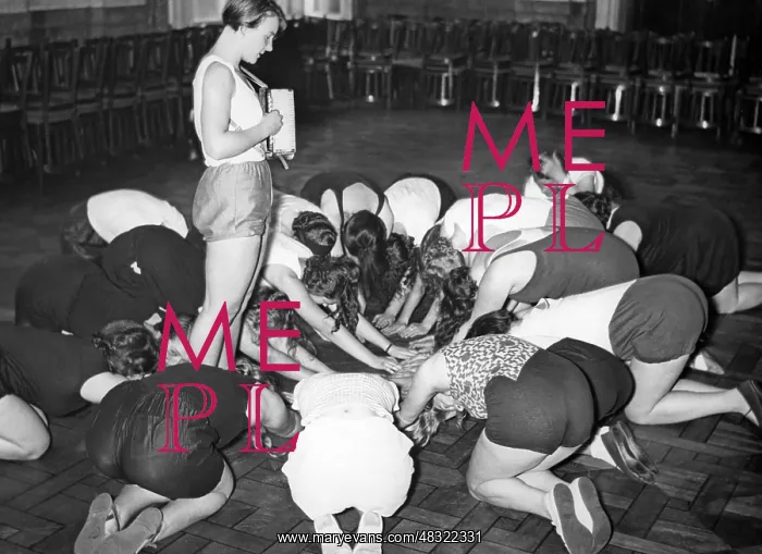 : Company gymnastics in Berlin, 1935 : Company gymnastics in Berlin, 1935