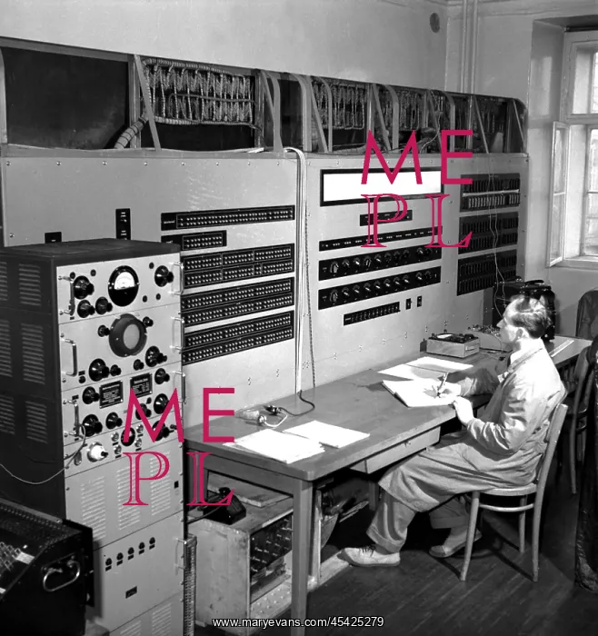  : Computer - data processing