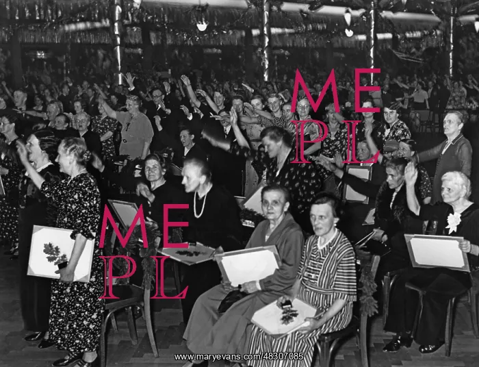 : Comradeship evening at the Berlin Scherl publishing house : Comradeship evening at the Berlin Scherl publishing house