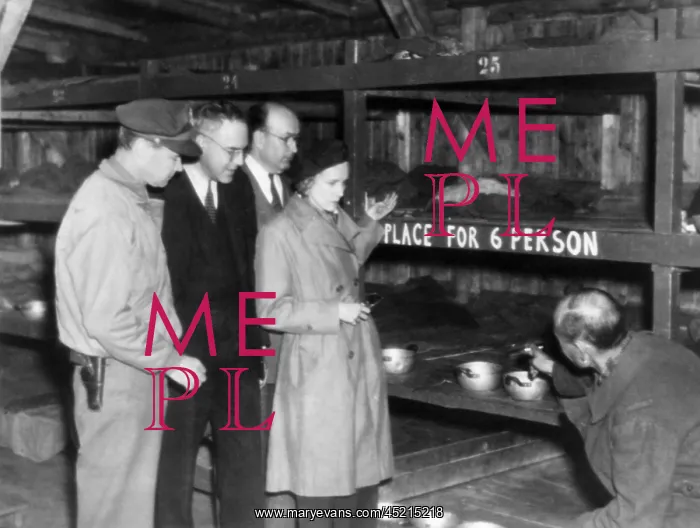 : A concentration camp prisoner (right) shows ? : A concentration camp prisoner (right) shows ?
