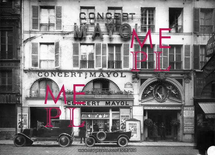 : Concert Mayol, Paris, photograph : Concert Mayol, Paris, photograph