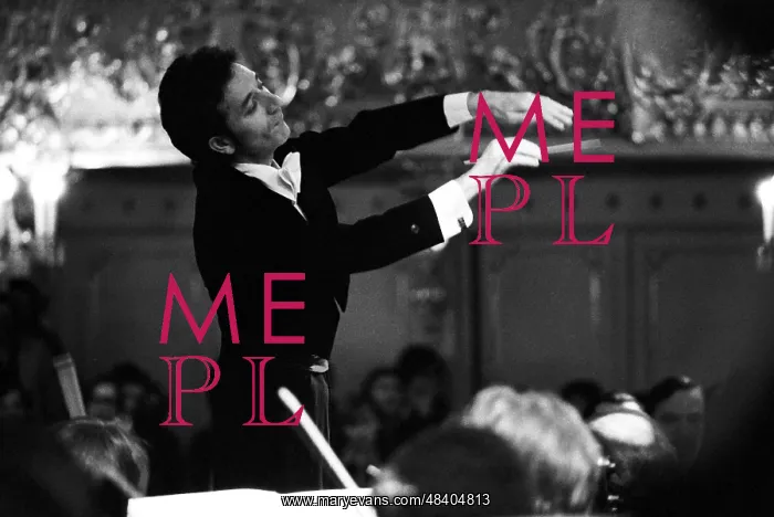: Conductor Yuri Temirkanov, 1981 : Conductor Yuri Temirkanov, 1981
