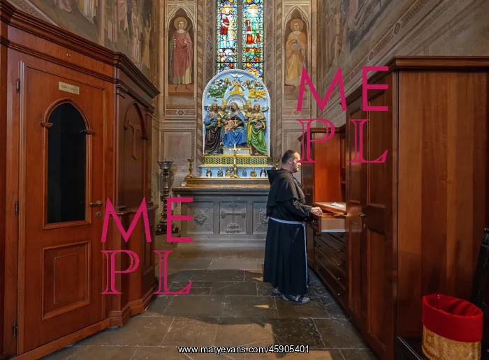 : Confessional Chapel, Santa Croce, Florence, Tuscany, Italy : Confessional Chapel, Santa Croce, Florence, Tuscany, Italy