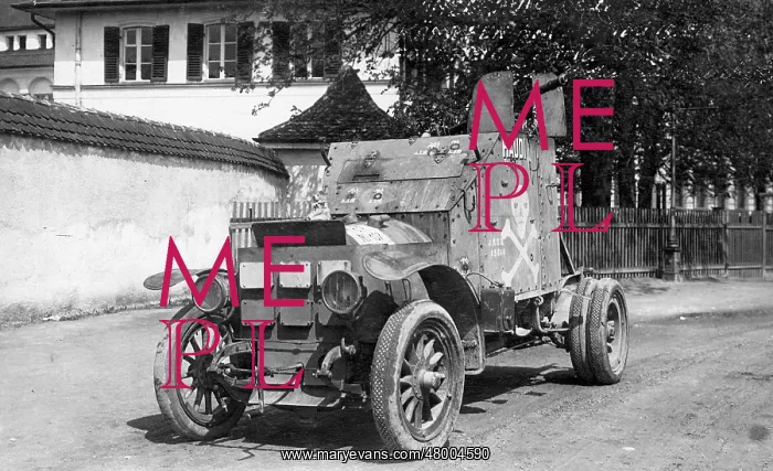 : Conflict in Munich, armoured car used by troops : Conflict in Munich, armoured car used by troops