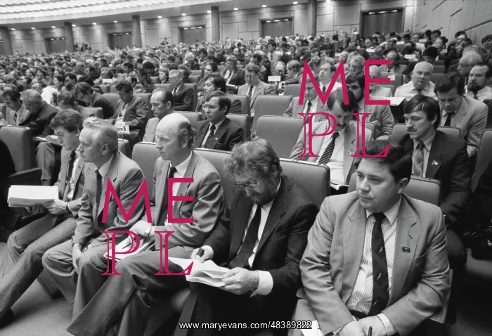 : Congress of USSR People's Deputies : Congress of USSR People's Deputies