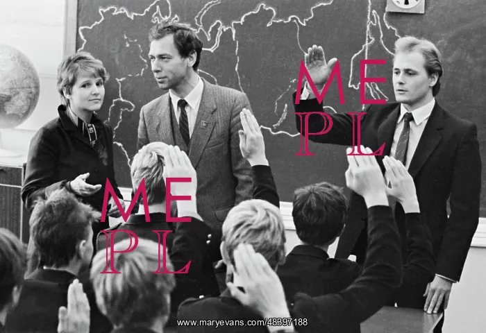 : Connection between school and production : Connection between school and production