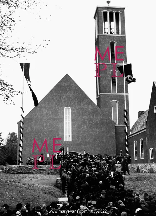 : Consecration of the Hindenburg church in Berlin, 1935 : Consecration of the Hindenburg church in Berlin, 1935