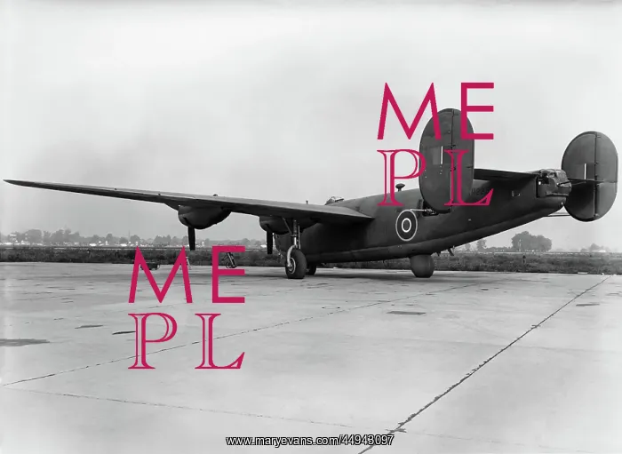 : Consolidated B-24J Liberator B-8 : Consolidated B-24J Liberator B-8