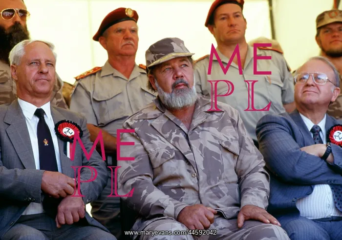 : Constand Viljoen, Eugene Terreblanche, Hernus : Constand Viljoen, Eugene Terreblanche, Hernus