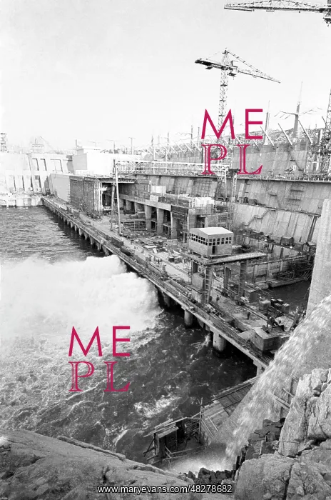 : Construction of Aswan Dam, 1968 : Construction of Aswan Dam, 1968