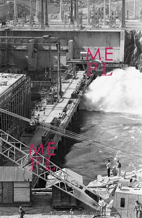 : Construction of Aswan Dam, 1968 : Construction of Aswan Dam, 1968