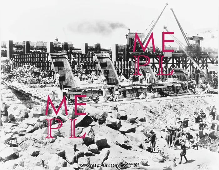 : Construction of the Aswan Dam : Construction of the Aswan Dam