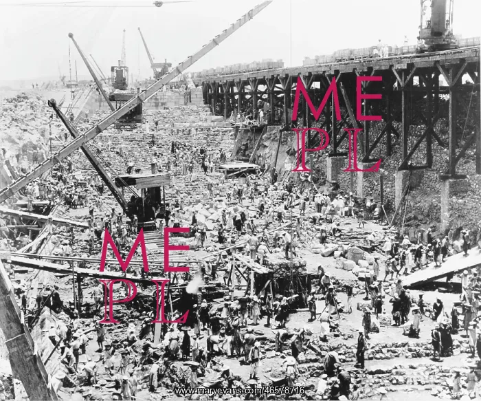 : Construction of the Aswan Dam : Construction of the Aswan Dam