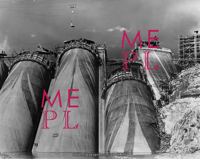 : Construction on the Bartlett Dam, 1938 : Construction on the Bartlett Dam, 1938