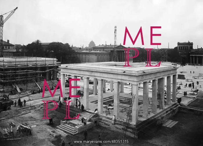 : Construction of the Ehrentempel - Temples of Honour in : Construction of the Ehrentempel - Temples of Honour in