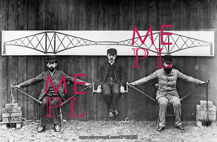 : Construction of Forth Railway Bridge - cantilever principle : Construction of Forth Railway Bridge - cantilever principle