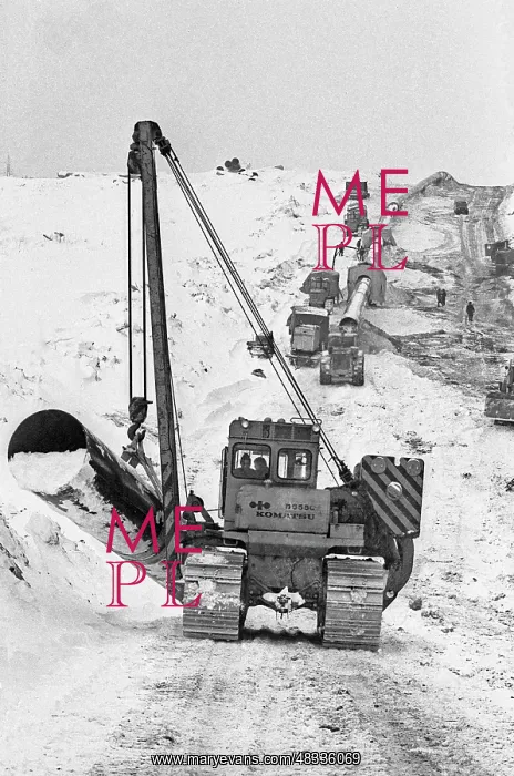 : Construction of gas pipeline Progress, 1987 : Construction of gas pipeline Progress, 1987