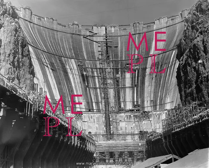 : Construction of the Hoover Dam, 1935 : Construction of the Hoover Dam, 1935