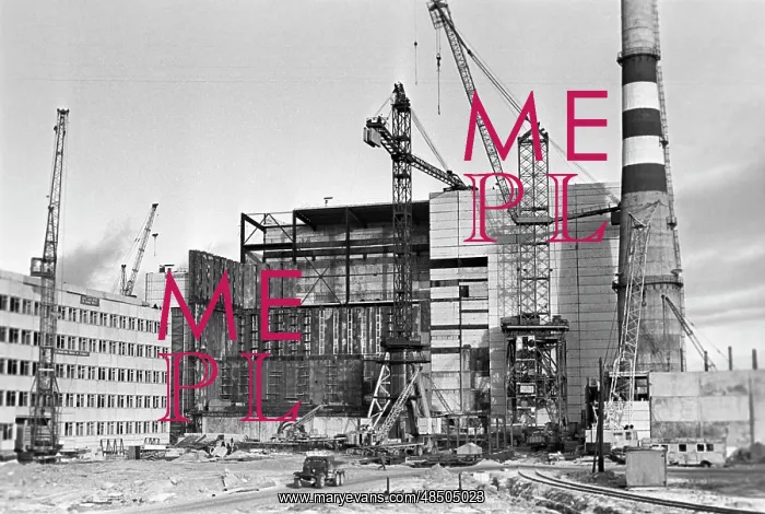 : Construction of Kola nuclear-power plant, 1980 : Construction of Kola nuclear-power plant, 1980