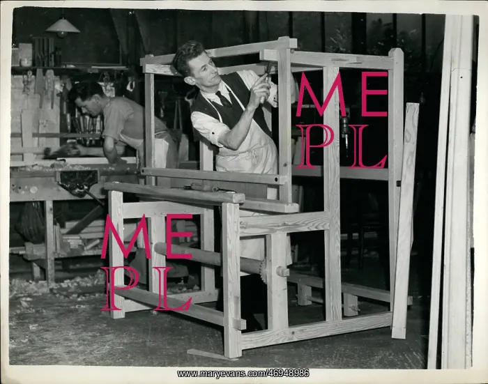 : Construction of a loom, Canterbury, Kent : Construction of a loom, Canterbury, Kent