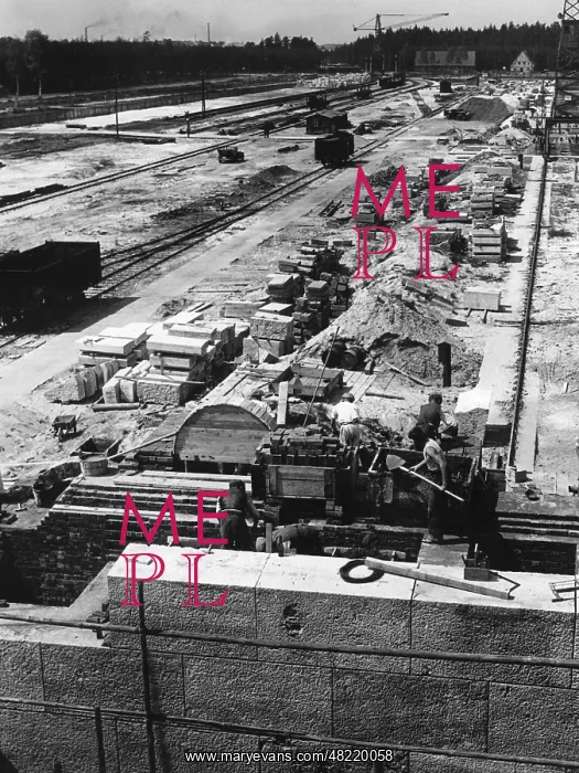 : Construction of the Maerzfeld (March Field) on the Nazi : Construction of the Maerzfeld (March Field) on the Nazi