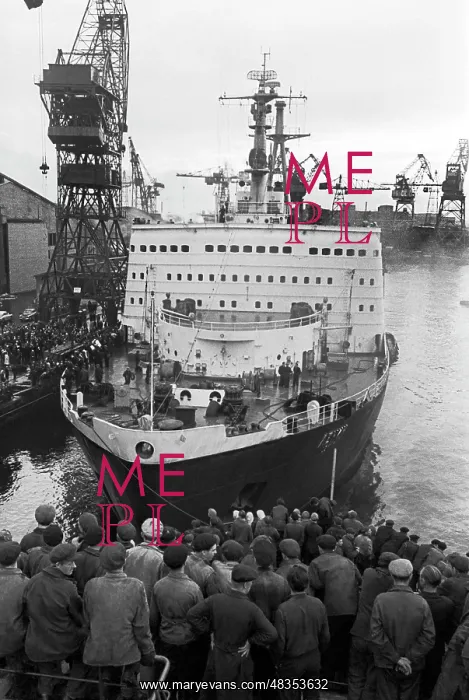 : Construction of nuclear ice-breaker Lenin, 1959 : Construction of nuclear ice-breaker Lenin, 1959