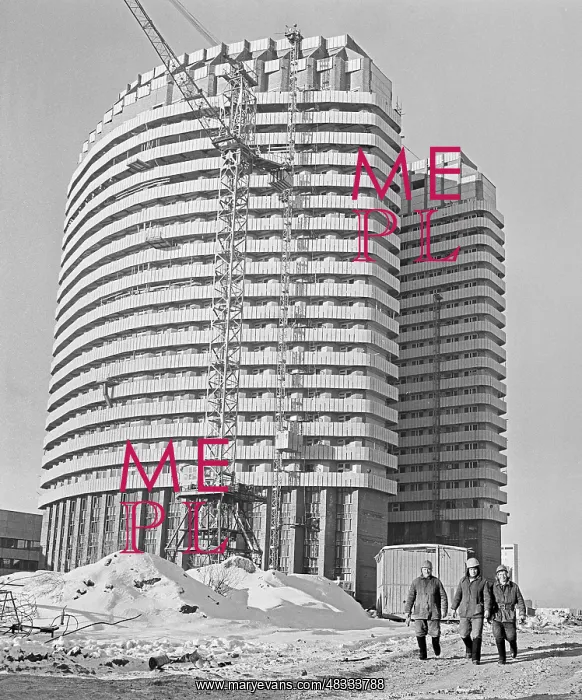 : Construction of the oncological center. Moscow, 1977 : Construction of the oncological center. Moscow, 1977