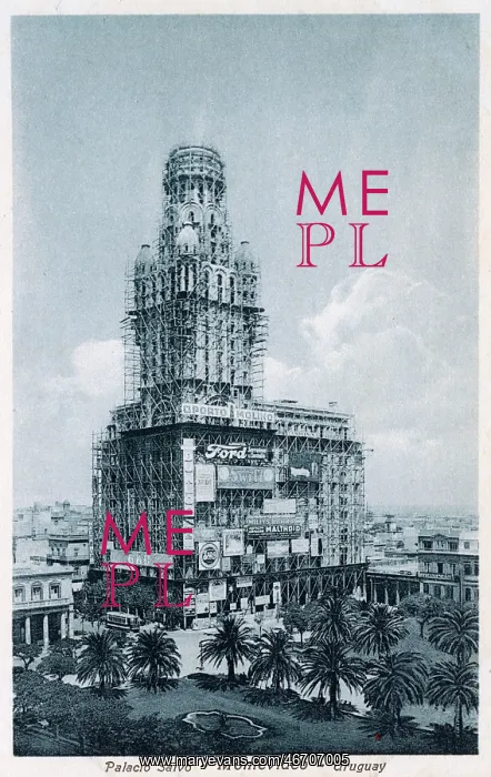: Construction of the Palacio Salvo - Montevideo, Uruguay : Construction of the Palacio Salvo - Montevideo, Uruguay