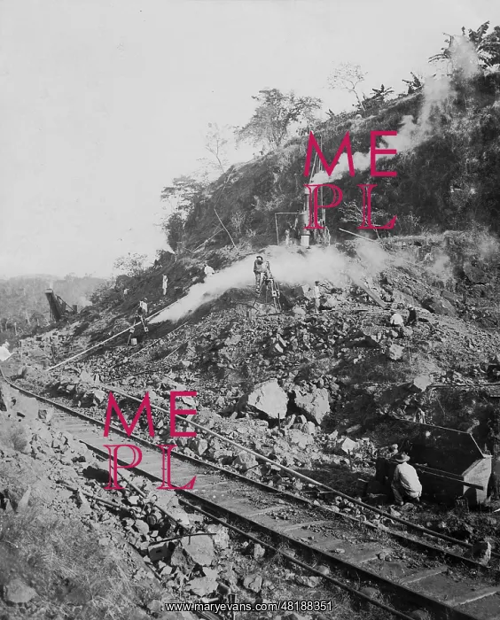 : Construction of the Panama Canal, 1909 : Construction of the Panama Canal, 1909