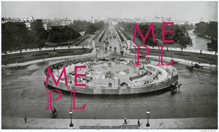 : Construction of Queen Victoria Memorial 1907 : Construction of Queen Victoria Memorial 1907