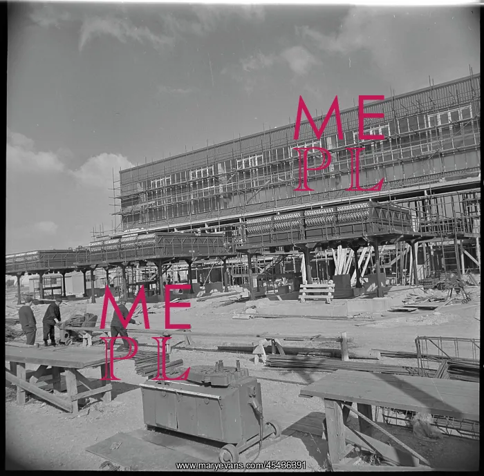 : Construction, rough construction, scaffolding : Construction, rough construction, scaffolding
