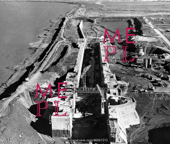 : Construction of the Sainte Cote Catherine lock, Saint Lawren : Construction of the Sainte Cote Catherine lock, Saint Lawren
