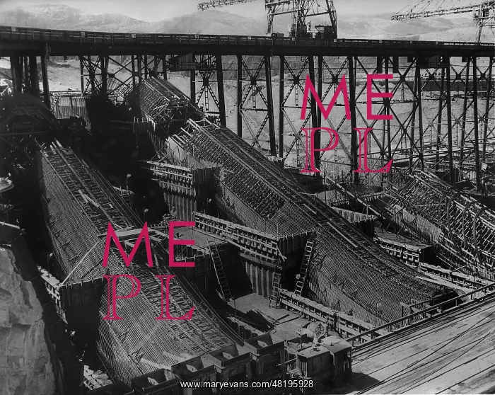 : Construction site of the Grand Coulee Dam, 1937 : Construction site of the Grand Coulee Dam, 1937