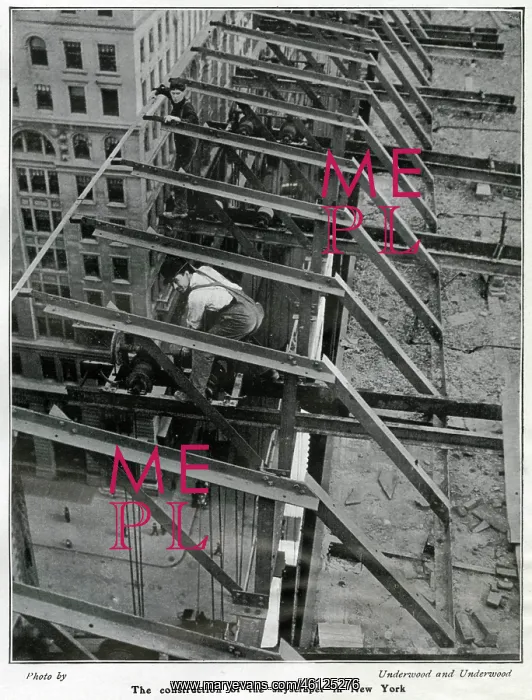 : Construction of skyscraper, New York 1905 : Construction of skyscraper, New York 1905