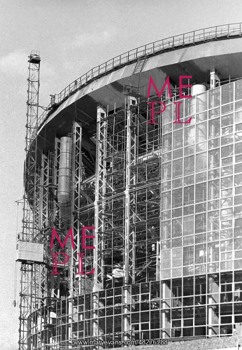: Construction of swimming pool, 1979 : Construction of swimming pool, 1979