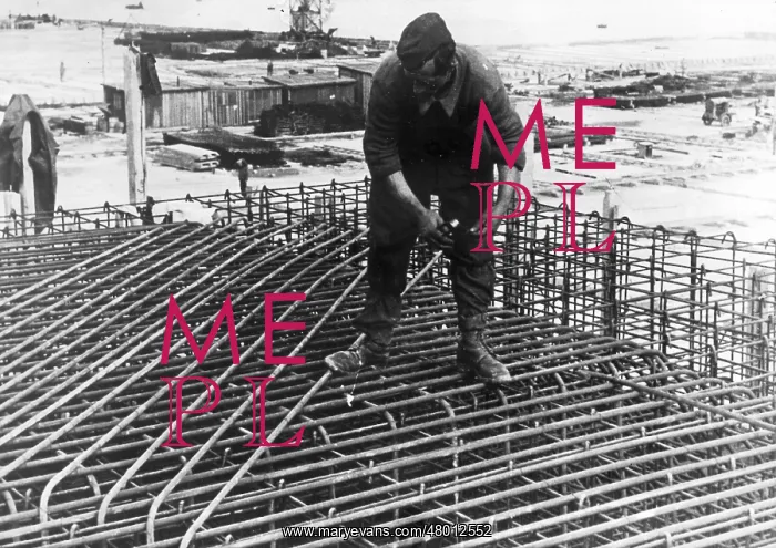 : Construction of a U-boat bunker at the Atlantic Ocean, 1942 : Construction of a U-boat bunker at the Atlantic Ocean, 1942