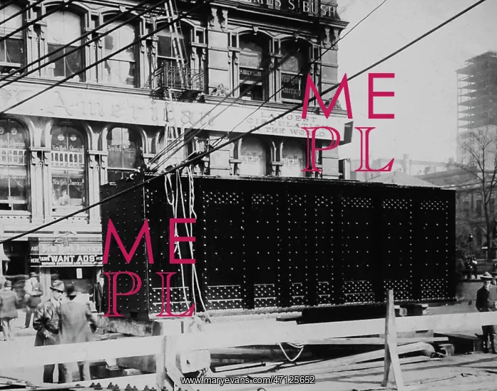 : Construction of the Woolworth Building, New York : Construction of the Woolworth Building, New York
