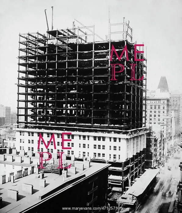 : Construction of the Woolworth Building, New York : Construction of the Woolworth Building, New York