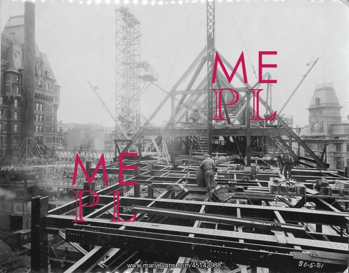 : Construction work, Chateau Frontenac, Quebec City : Construction work, Chateau Frontenac, Quebec City